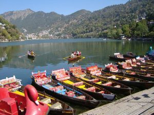 1024px-Nainital,_India